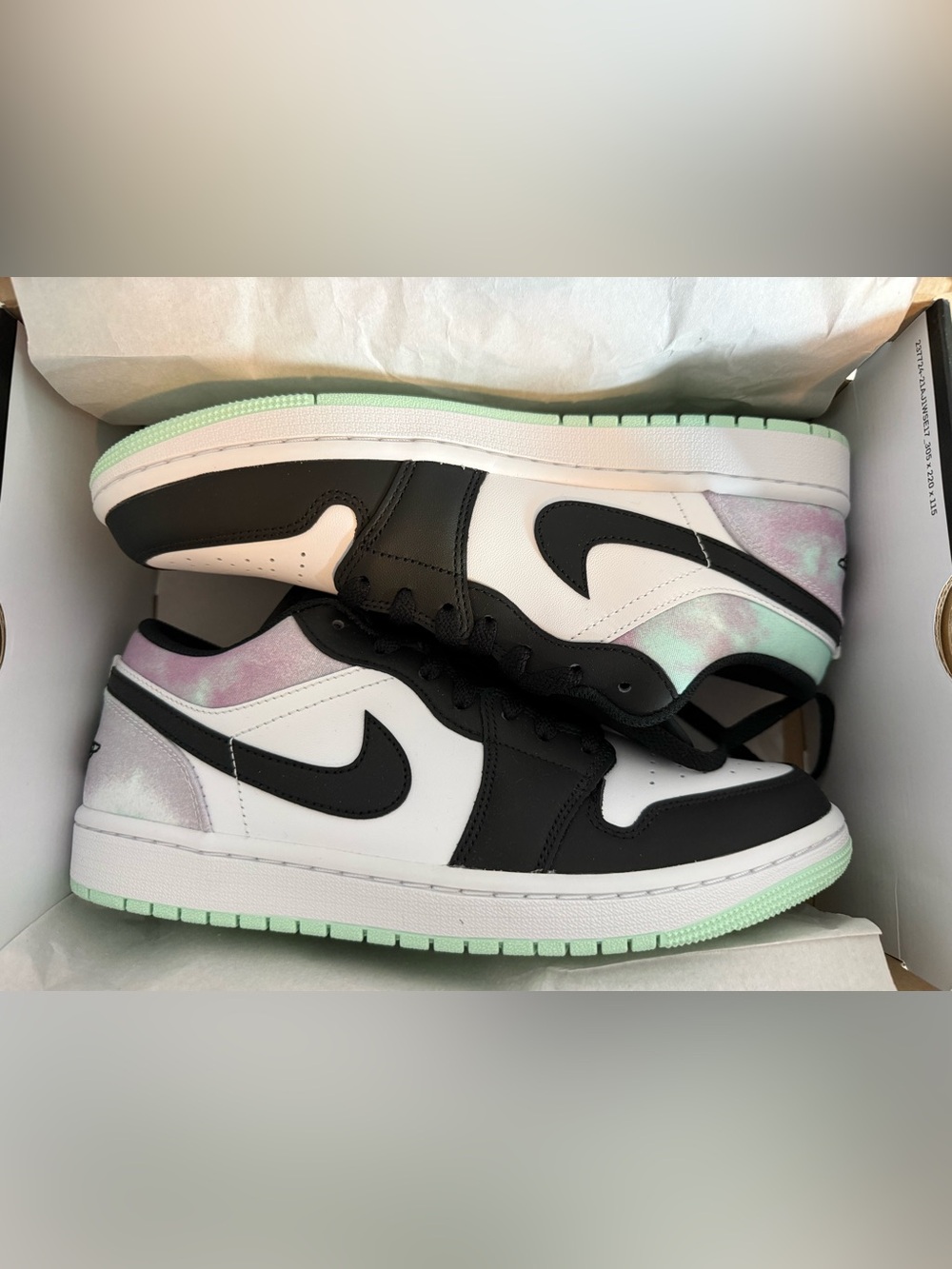 Air Jordan 1 Low SE — White, Black, Mint Foam & Light Bordeaux (NIB)